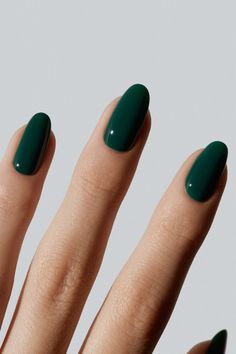 Colourful Oval Nails, Green Nail, Dark Green Short Nails, Dark Green Nails, Star Nail, Green Nail Polish, Her Nails, Cat Kuku