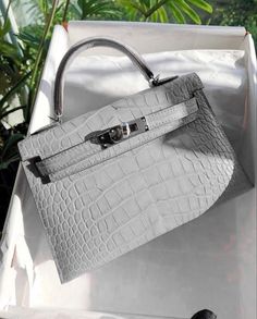 Birkin Bags, Coach Bag, Expensive Bag, Gucci Bags, Crochet Bags, Kelly Bag, Hermes Handbags