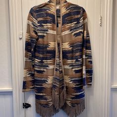 Lucky Brand Western Poncho/Cardigan Tan/Blue Medium New Never Worn! In Great Condition Great Layering Piece Has Original Tags Western Poncho, Aztec Sweater Cardigan, Blanket Cardigan, Boho Poncho, Aztec Cardigan, Large Cardigan, Poncho Cardigan, Hooded Poncho, Wool Poncho