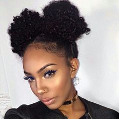 pinterest// kjvouge✨ Hair Colorful, Cute Natural Hairstyles, Curly Bun Hairstyles, Curly Bun, Natural African American Hairstyles, Easy Hairstyles Quick, American Hairstyles, Pelo Afro, Natural Hair Styles Easy