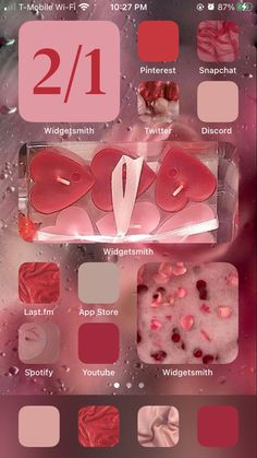 an iphone screen with the text 21 / 1 on it and various colors in different ways