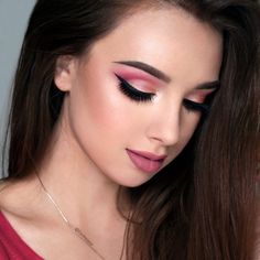 Oval Face Makeup, Hd Make Up, Pink Smokey Eye, Natural Smokey Eye, Eyeshadow Tutorials, Smokey Eye Makeup Tutorial, Fresh Makeup, Full Makeup