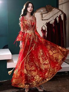 Size: S Red Chinese Wedding Dress, Vietnamese Wedding Dress, Tea Ceremony Dress, Classic Red Lipstick, Chinese Gown, Chinese Wedding Dress Traditional, Wedding Cheongsam, Qipao Wedding, Chinese Fancy Dress