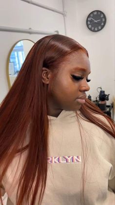 This color is IMMACULATE 🤎✨🤎 Sew In Dyed Hair, Natural Hair Color Wigs, Auburn Spice Hair Color, Color 30 Wig, Fall Wig Hairstyles, Closure Sew In Color, Ginger Sew In Weave With Leave Out, Fall Color Wigs For Black Women, Colored Sew In