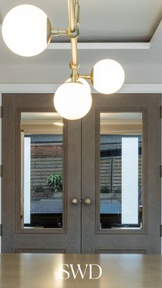 Transform your interiors with these stunning double wooden doors with glass panels, combining natural wood grain and sleek transparency. Perfect for creating a seamless flow between rooms, these doors bring in light while maintaining a sophisticated aesthetic. The brass knobs add a luxurious touch to any space. 🌟

#swdbespoke
#bespokedoors
#luxurydoors
#highglossdoors
#oakdoors
#bespokeoakdoors
#luxuryoakdoors
#oakstaineddoors
#internaldoors
#interiordoors
#bespokedoorsuk
#bespokedoorsdubai
#uniquedoors
#luxurydoorsusa
#luxurydoorsdubai