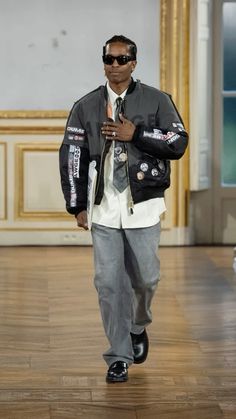 Asap Rocky Loafers, Asap Rocky Fashion Streetwear, Awge Asap Rocky, American Sabotage Asap Rocky, Asap Rocky Outfits Style, Asap Rocky Street Style, Asap Rocky Fits, American Sabotage, Asap Rocky Style