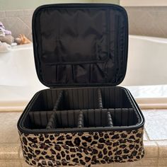 New Makeup Or Jewelry Organizer Or Travel Case. There Are Some Imperfections In The Interior Foam, See Photos. This Is New And Never Used, It Was Like That When I Bought It. Smoke Free Home. Apx Size 10x9x3.5. The Sides Are Hard On This Case. Leopard Print Makeup, New Makeup, Jewelry Organizer, Makeup Tools Brushes, Jewelry Case, Travel Case, Jewelry Organization, Makeup Brushes, Womens Makeup