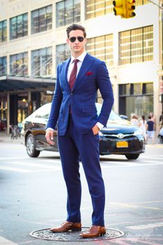 Mikhail Varshavski, Blue Coat Pant, Mike Varshavski, Doctor Mike, Mens Wedding Suits, Terno Slim, Groom Party, Royal Blue Suit, Dr Mike