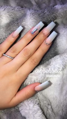 Glitter Nails Acrylic, Grunge Nails, White Acrylic Nails, Girly Acrylic Nails, French Tip Acrylic Nails, Simple Acrylic Nails, French Acrylic Nails, Short Square Acrylic Nails, Acrylic Nails Coffin Pink