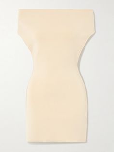 The modern, sculptural silhouette of Jacquemus' 'Cubista' dress gorgeously highlights your curves. Made from a dense stretch-knit that holds its shape, it has a cutout swerving across the back and side and is detailed with a lingerie-inspired strap, a designer signature. Couture, Yellow Dress Off Shoulder, Jacquemus Clothes, Closet Model, Summer Vogue, Jacquemus Dress, Lingerie Inspired, Lycra Dress, Back Stretches