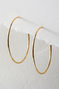 Medium Gold Hoop Earrings, Sabrina Concert, Free People Earrings, Gold Hoops Earrings, Hoop Earrings Style, Bold Jewelry, Hoop Earring Sets, Dream Style, Girly Jewelry