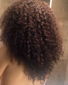 Beautiful Curly Hair, Curly Hair Inspiration, Curly Girl Hairstyles, Curly Hair Tips, Baddie Hairstyles, Dream Hair, Long Curly Hair, Curly Girl, Aesthetic Hair