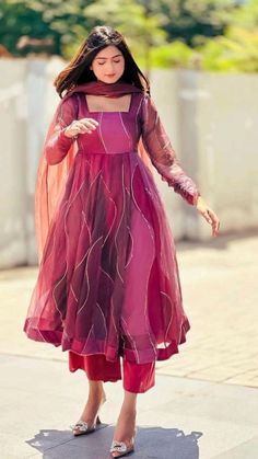 Organza Frocks For Women, Organza Frocks, Frock Models, Organza Suits, Long Frock Designs