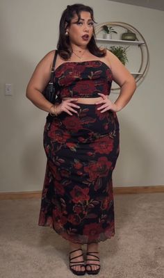 Mexican Plus Size Outfit, Plus Dress Outfits, Plus Size Fashion Runway, Chubby Body Type Reference, Plus Size Exercise Aesthetic, Plus Size Outfits Dark Academia, Summer Club Outfits Plus Size, Venus In Scorpio Style Plus Size, Conventionally Attractive Woman