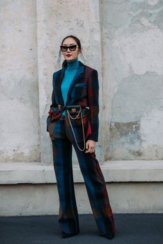 Vogue 2024, Maximalist Outfit, Colors Outfit, Black Pinterest, Chriselle Lim, Fashion Week Outfit, Street Style Fall Outfits, Anna Dello Russo, Winter Chic