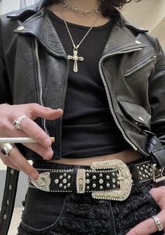 alex presley aesthetic. tv series in my fame dr. Himbo Outfits Men, Rock Band Outfits Male, Himbo Aesthetic Outfits Men, Himbo Outfits, Rockstar Outfit Men, Emo Cowboy, Rockstar Aesthetic Outfits, Lana Concert, Rock Star Outfit