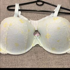 Loved It, But It Doesn't Match The Panties I Have. It's Really Sexy And Is The Perfect T Shirt Bra. Lace, Savage X Fenty, Shirt Bra, T Shirt Bra, Lace Bra, Girls Shopping, Floral Lace, Women's Intimates, Bra