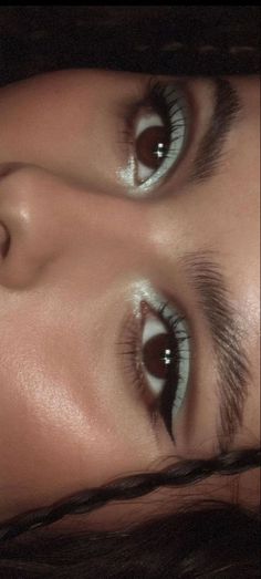 Valentines Makeup Ideas Valentines Makeup Ideas, Maquillage On Fleek, Mekap Mata, Swag Makeup, Smink Inspiration, Valentines Makeup, Ethereal Makeup, Pinterest Makeup, Makijaż Smokey Eye