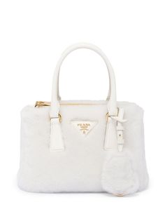 white sheepskin shearling calf leather adjustable detachable shoulder strap two top handles top zip fastening triangle logo main compartment internal zip-fastening pocket gold-tone hardware Prada Galleria, Bag Names, Triangle Logo, Prada Handbags, Bags Designer Fashion, Prada Bag, White Bag