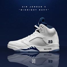 Bo Jackson Sneakers, Nike Air Jordan 5, Bo Jackson, Navy Outfit, Nike Air Shoes, Midnight Navy, Sneakers Men Fashion