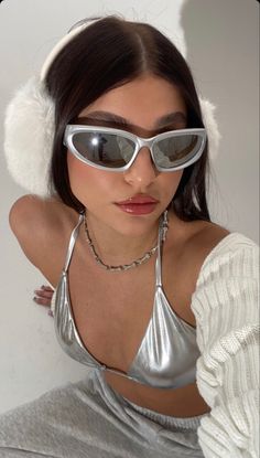 Scorpio Girl, Trendy Glasses, Girlie Style, Best Photo Poses, Instagram Photo Inspiration, Festival Looks, Cute Poses For Pictures, Cute Poses, Photo Instagram