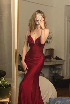 Dresses Homecoming, Prom Dress Inspiration, Long Prom Dress, Lace Back, Prom Party Dresses, Homecoming Dress, Evening Dresses Prom, Looks Vintage, Dream Dress