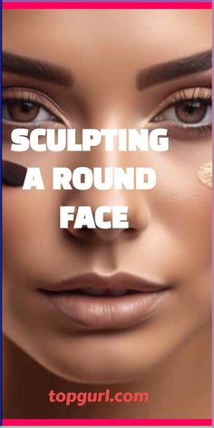 Learn how to enhance your features by mastering the art of contouring. Sculpt and define your facial contours with simple techniques that bring out your natural beauty. Discover the secrets behind using shadows and highlights to create a slimmer, more sculpted appearance for a stunning transformation. Minimalist Makeup, Eyeliner Styles, Beauty Tricks, Winter Skin Care, Makeup Transformation, Flawless Face, Botanical Beauty