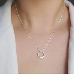 Minimalist Ring Necklace Silver Brand New Boutique Silver Ring Necklace, Simple Silver Accessories, Necklace With Ring On It, Silver Wedding Necklace, Minimalist Silver Jewelry, Minimalist Silver Necklace, Bling Choker, Dainty Silver Necklace, Sliver Necklace