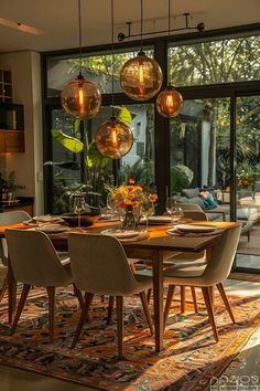 "Minimalist cozy dining room with clean lines, natural wood furniture, and soft lighting, creating a serene and inviting atmosphere." Cozy Dining Room Aesthetic, Office Design Diy, Dining Room Decor Ideas, Dining Room Cozy, Interior Vintage, Chic Spaces, Room Decor Ideas, Dream House Interior, House Interior Decor