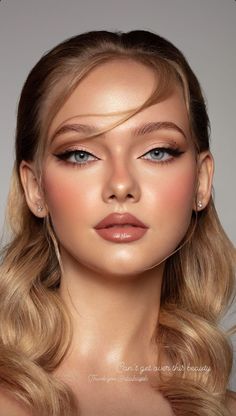 Makeup To Wear With Yellow Dress, Casual Wedding Makeup, Ethereal Casual Outfit, Old Hollywood Makeup, Foto Makeup, Grad Makeup, Faces Female, Wedding Makeup Tutorial, Prom Outfit