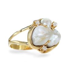 White Pearl Diamond Ring Pearl Diamond Ring, Bijoux Art Nouveau, Gold Pearl Ring, Pearl And Diamond Ring, Jewelry Lookbook, Natural Pearl, Pearl Diamond, Dream Jewelry, Gold Pearl