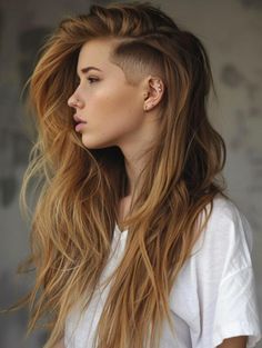 Long Hair One Side Shaved, Long Side Shave, Undercut Long Hairstyles Women, Side Head Shaved Long Hair, Female Haircut Styles, Long Hair Shaved Sides Female, Lesbian Hairstyles Long Hair, Half Shaved Hair Long, Undercut Hairstyles Women Long Hair