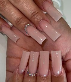 Brown Stiletto Nails, Euphoria Nails, Business Nails, Red Acrylic Nails, Diva Nails, Gel Nails Diy, Work Nails, Nail Candy