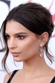 Emrata Updo, Emily Ratawosky, Celebrity Updos, Hairstyle Bridesmaid, Celebrity Wedding Hair, Wedding Hairstyles And Makeup, Sophisticated Hairstyles, Red Carpet Hair, Low Bun