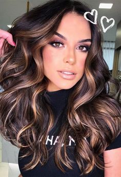 Dark Chocolate Hair With Highlights, Chocolate Hair With Highlights, Dark Chocolate Hair, Dark Chocolate Brown Hair, Rambut Brunette, Hair With Highlights, Copper Highlights, Chocolate Hair