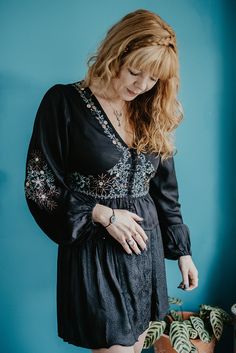 Bohemian Party Look Plain Black Skirt, Bohemian Maxi Skirt, Sequin Kimono, Luxe Clothing, Boho Denim, Boho Dresses Long, Maxi Dresses Fall, Boho Boutique