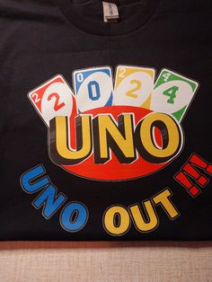 a t - shirt with the words uno on it