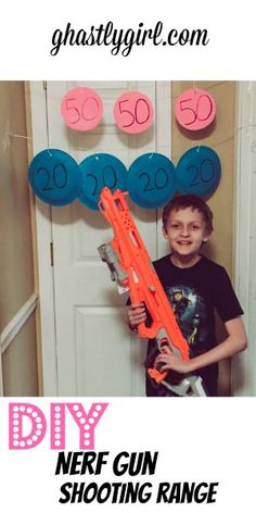 This DIY nerf gun shooting range is the perfect indoor upcycled DIY project for kids and moms. Kids Birthday Crafts, Girl Craft, Games Indoor, Nerf Games, Upcycle Crafts, Nerf Birthday Party, Upcycle Crafts Diy, Nerf Party, Indoor Kids