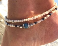 This pretty double strand boho style Anklet is made with cream colored glass beads, navy Czech glass beads, silver tibetian beads, and a blue wood bead. Ankle Bracelet comes in several sizes, just choose your size from the drop down menu at checkout. Ankle Bracelets Boho, Anklets Diy, Starfish Anklets, Turquoise Anklet, Beach Jewelry Boho, Womens Ankle Bracelets, Beaded Ankle Bracelets, Foot Bracelet, Summer Anklets