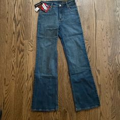 Size 5/6 Inseam 34. Nwt. Slims The Tummy, And Lifts And Shapes The Bottom, Providing The Appearance Of A One-Size Smaller Look Lawman Jeans, Dark Wash Jeans Women, Jean Color, Embellished Jeans, How To Stretch Boots, Mother Denim, Medium Wash Jeans, Size 12 Jeans, Jean Grey