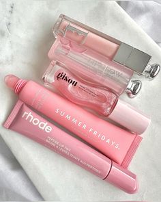 Sephora Skin Care, Lip Gloss Collection, Gloss Labial, Lip Glosses, Pink Makeup, Makeup Items, روتين العناية بالبشرة, Kate Moss, Pink Lips