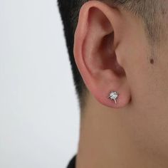 Single Ear Piercing Men, Boys Earings Design, Best Earrings For Men, Studs For Men, Outfit Aesthetics, Best Earrings, Mens Chain, Mens Chain Bracelet, Stud Earrings For Men