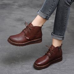 Handsome Women, Botas Western, Winter Mode Outfits, Handmade Boots, Comfy Boot, Handmade Boot, Retro Shoes, Walking Boots, Women Boots