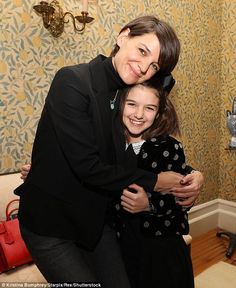 Cutest pic of celebrity Katie Holmes with Suri Cruise! Celebrity Mom & adorable daughter wearing black out on the town in New York City. Katie Holmes cuddles up to adorable daughter Suri as the duo make for a fashionable pair at Martin Scorsese movie screening. #celebrity #suricruise #katiehomes #celebrity #kidsfashion  Source Daily Mail Katie Holmes And Suri, Message To Daughter, Katie Homes, Sweet Birthday Messages, Movie Screening, National Daughters Day, Cruise Pictures