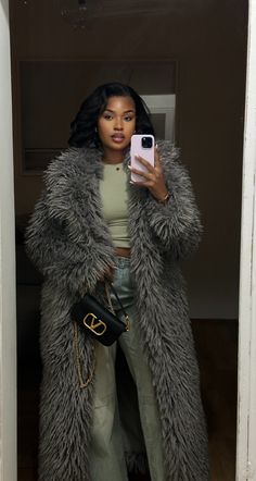 Mink Coat Outfit, Date Night Outfit Ideas, Night Outfit Ideas, Classy Casual Outfits, Looks Chic, Fall Fashion Outfits