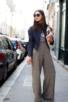 street style The Sartorialist, Wide Legged Pants, Tweed Pants, Autumn Trends, Woody Allen, 40s Fashion, Wide Pants