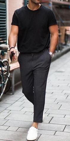 Minimalist Moda, Outfits To Try, Minimalist Fashion Men, Men Fashion Casual Shirts, Stylish Men Casual, Street Style Outfits Men