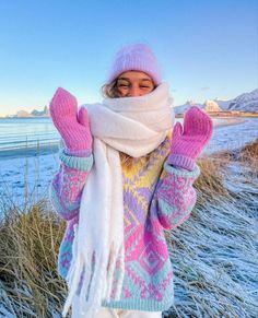 Trendy Outfit Ideas, Snow Outfit, Fall Outfit Ideas, Be Real, Trendy Fall, Say Anything, Colourful Outfits