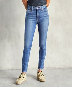 As denim trends come and go, a great-fitting skinny jean that looks incredible from every angle and works with your entire wardrobe is still the foundational building block of blue jeans. Our new Point Skinny is designed to sit at the small of your waist with a form-fitting shape that accentuates your curves and lengthens your legs in the most flattering way. And with just the right amount of stretch, you don’t need to hold your breath, they are as comfortable as they look. Jean Vintage, Polo Sweatshirt, Denim Trends, Come And Go, Building Block, Denim Pant, Denim Women, Bottoms Pants, Blue Jeans