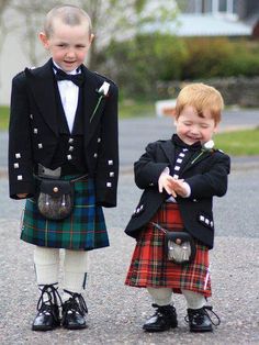 Scottish Kilts, Men In Kilts, Scottish Wedding, Scottish Heritage, 인물 사진, Little People, Well Dressed